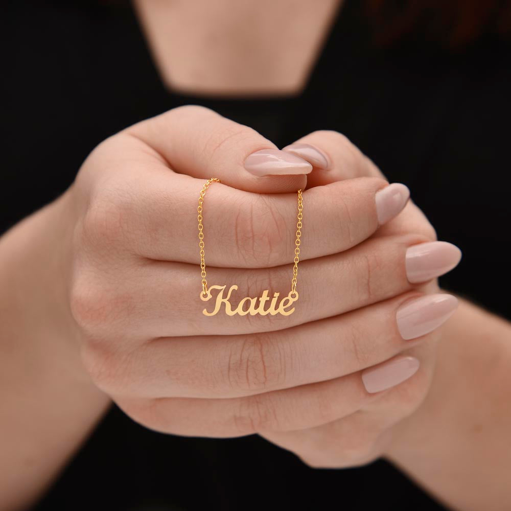 Custom Personalized Name Necklace - The Perfect Gift for Any Occasion